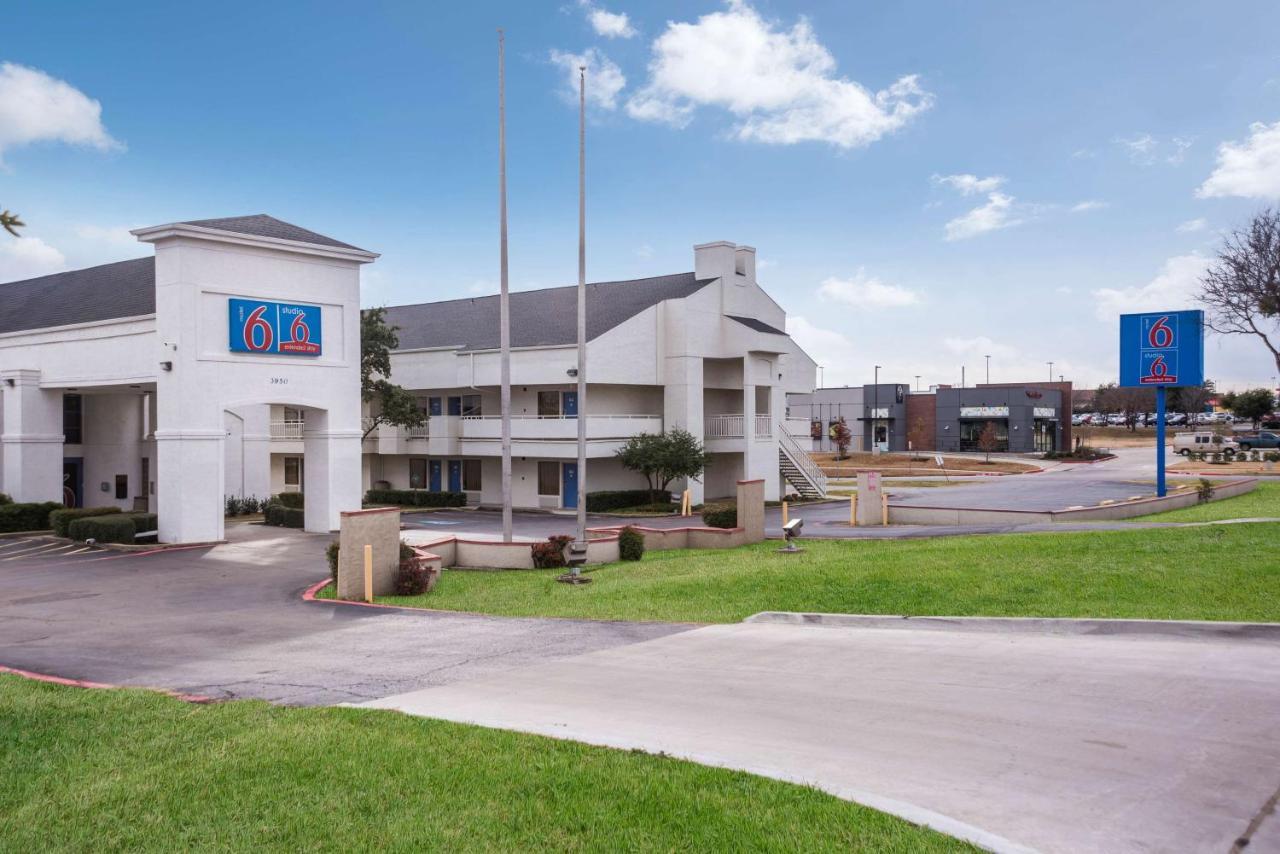 Motel 6-Irving, Tx - Irving Dfw Airport East מראה חיצוני תמונה